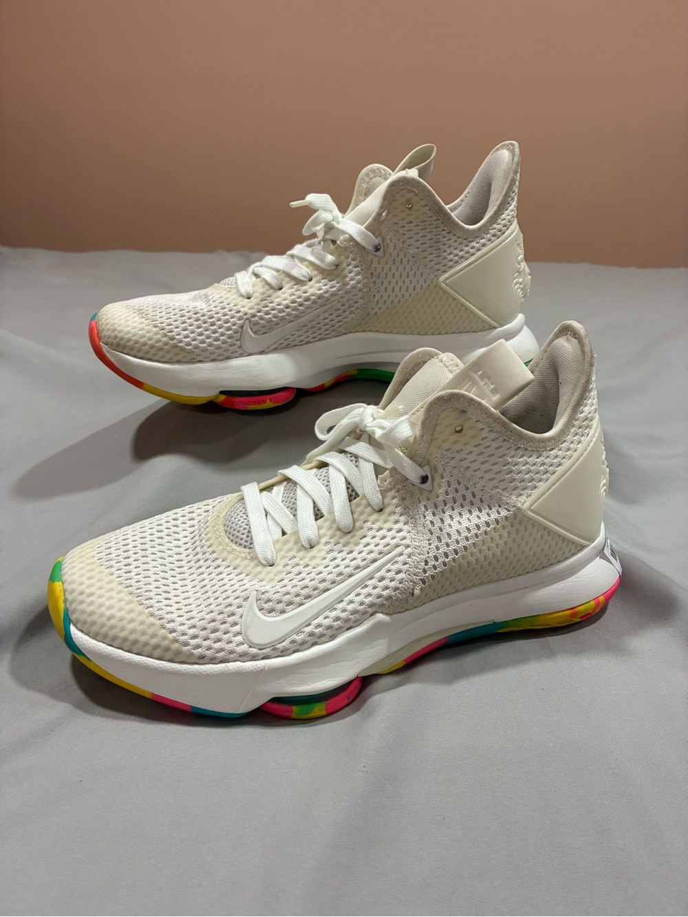 Nike LeBron Witness 4 EP White Multi Camo Basketball Shoes “Fruity Pebbles” SZ 7